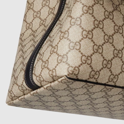 GG EMBLEM MEDIUM TOTE BAG